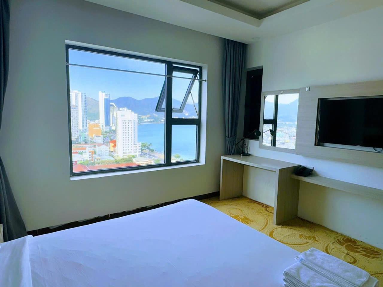 Putin Hotel Nha Trang Bagian luar foto
